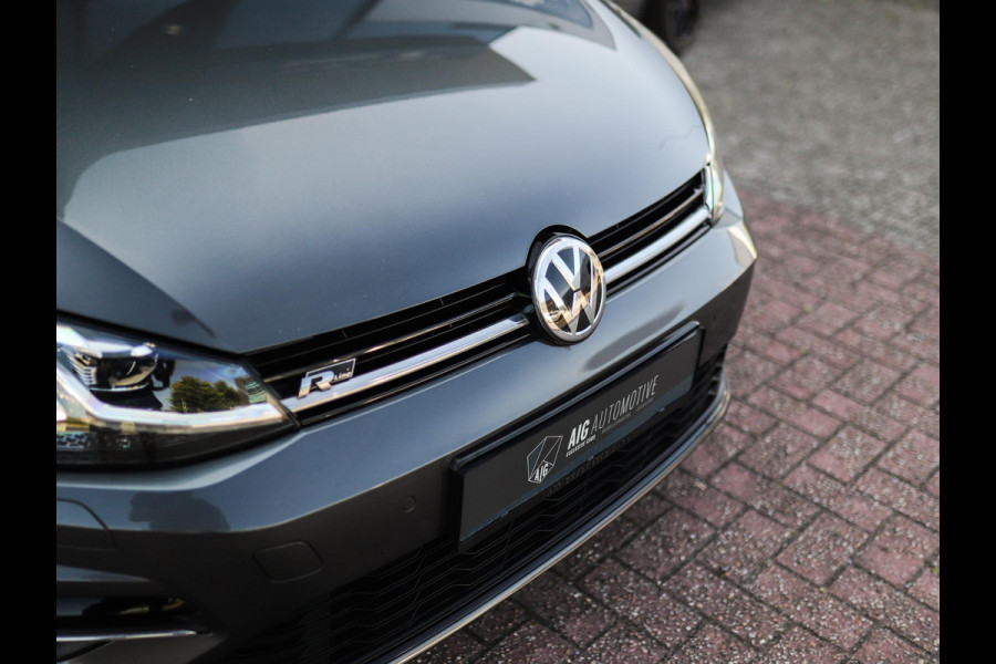 Volkswagen Golf 1.5 TSI Highline Business R-Line | Stoelverw. | PDC | ACC