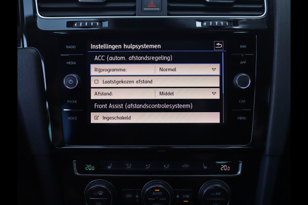 Volkswagen Golf 1.5 TSI Highline Business R-Line | Stoelverw. | PDC | ACC