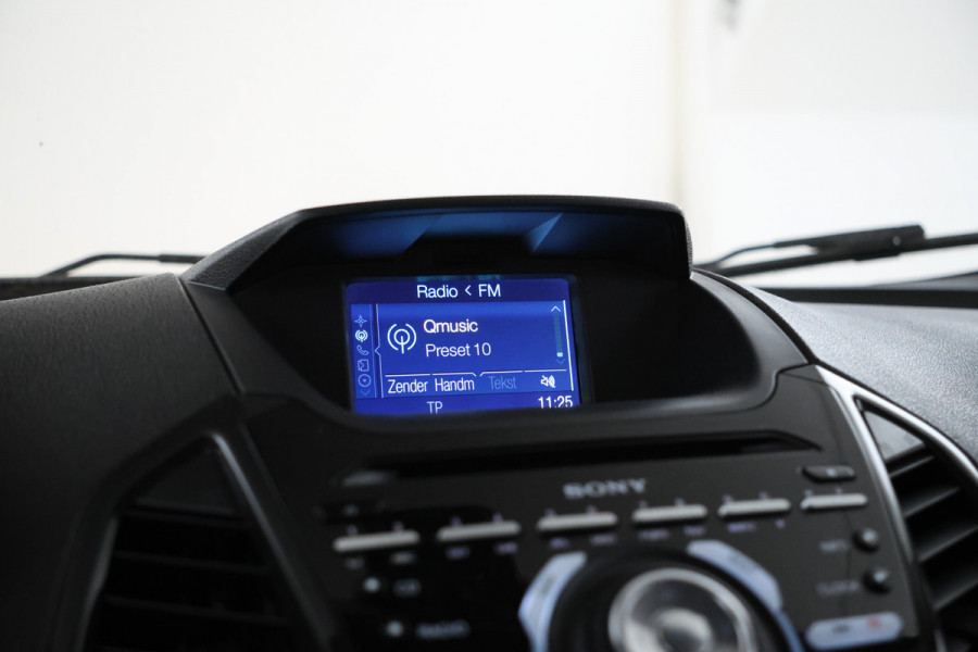 Ford EcoSport 1.5 Ti-VCT Titanium Automaat, Lichtmetalen velgen, Airco.