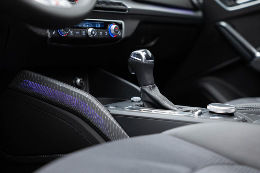 Audi Q2 35 TFSI Edition one |3xS-Line|Pano|Ambient|VOLL|