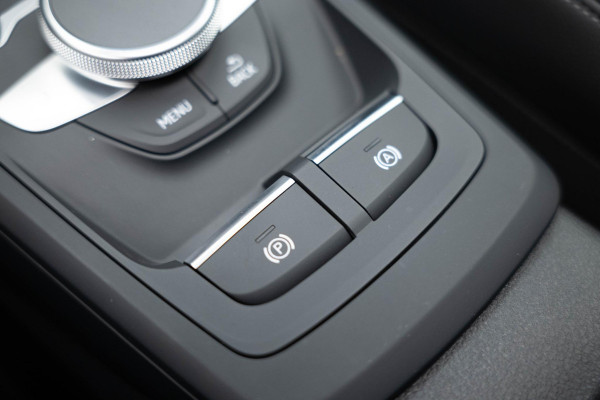 Audi Q2 35 TFSI Edition one |3xS-Line|Pano|Ambient|VOLL|