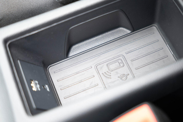 Audi Q2 35 TFSI Edition one |3xS-Line|Pano|Ambient|VOLL|