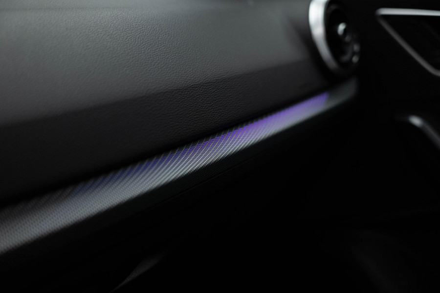Audi Q2 35 TFSI Edition one |3xS-Line|Pano|Ambient|VOLL|
