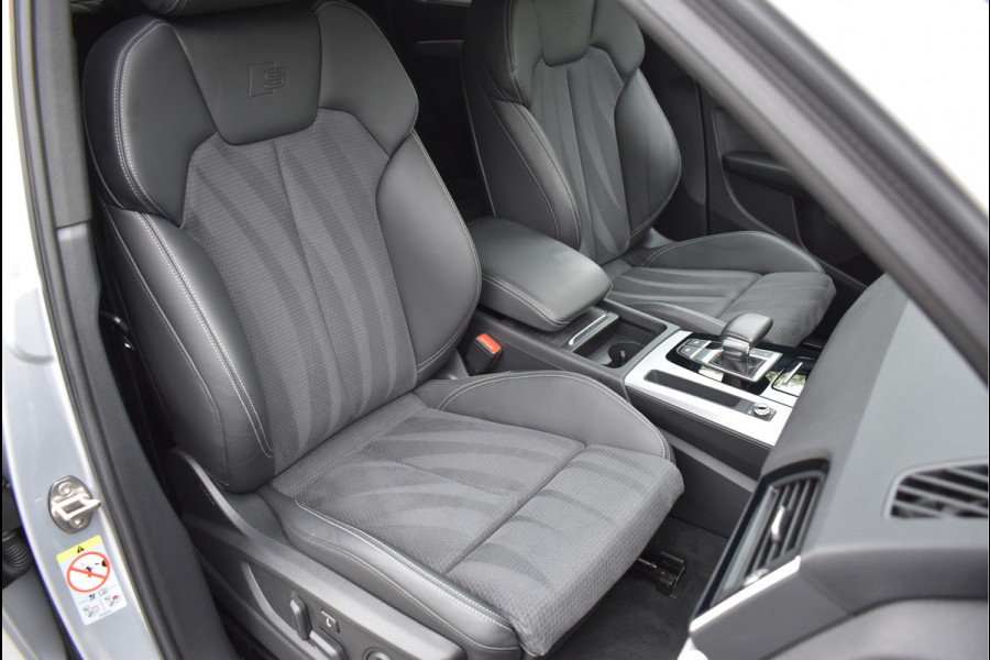 Audi Q5 55 TFSI e S-Line 367 Pk Luchtvering Trekhaak Matrix ACC Sfeerverlichting 20 Inch