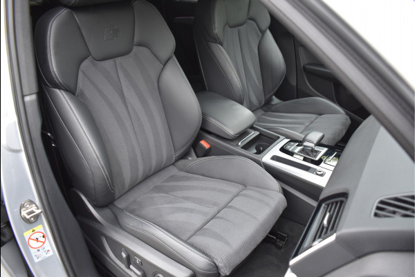 Audi Q5 55 TFSI e S-Line 367 Pk Luchtvering Trekhaak Matrix ACC Sfeerverlichting 20 Inch