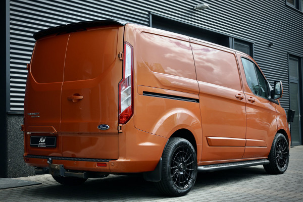 Ford Transit Custom 320 2.0 TDCI AUT 170PK Limited | L+R Schuifdeur | Camera | Xenon | CarPlay | Standkachel | Trekhaak | Stoelverwarming | Airco | Dealer onderhouden | Raptor Edition | Nieuwe APK | Onderhoudsbeurt