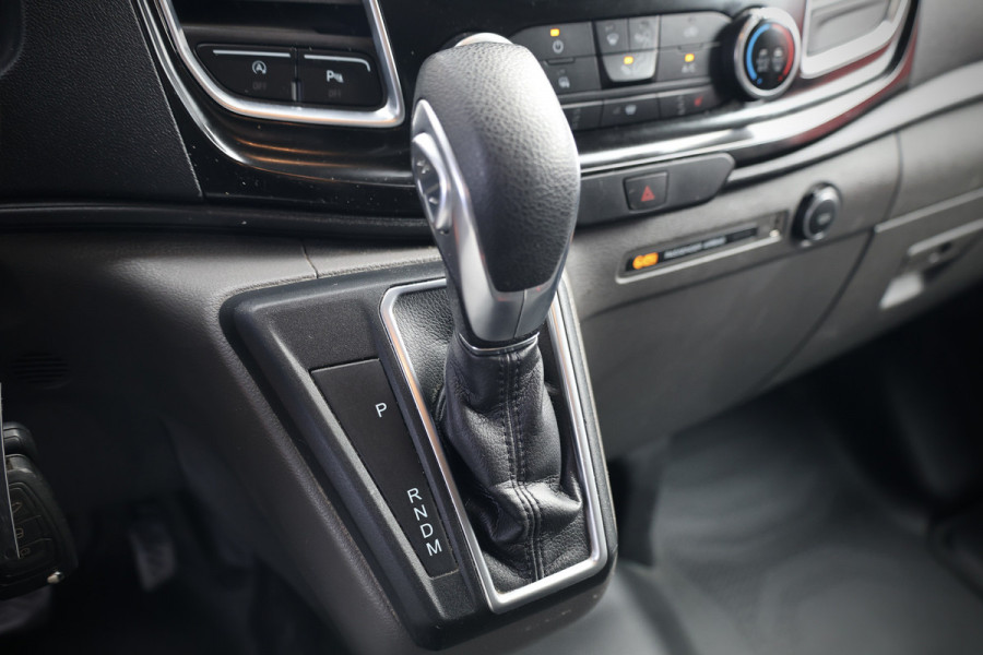 Ford Transit Custom 320 2.0 TDCI AUT 170PK Limited | L+R Schuifdeur | Camera | Xenon | CarPlay | Standkachel | Trekhaak | Stoelverwarming | Airco | Dealer onderhouden | Raptor Edition | Nieuwe APK | Onderhoudsbeurt