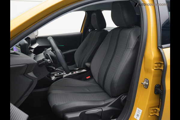 Peugeot 208 1.2 PureTech Allure (APPLE CARPLAY,LED,GROOT NAVI,DIGITAAL DISPLAY,KEYLESS,CAMERA,CRUISE,LM-VELGEN,TOPCONDITIE)
