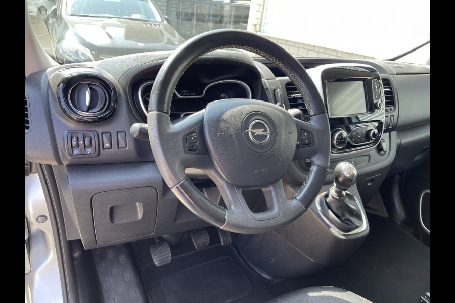 Opel Vivaro 1.6 CDTI L2H1 DC 5 persoons Irmscher GT Nr: 013 / 100 EcoFlex / vaste prijs rijklaar € 18.950 ex btw / lease vanaf € 319 / airco / cruise / navi / leer / camera / trekhaak / dubbele schuifdeur !