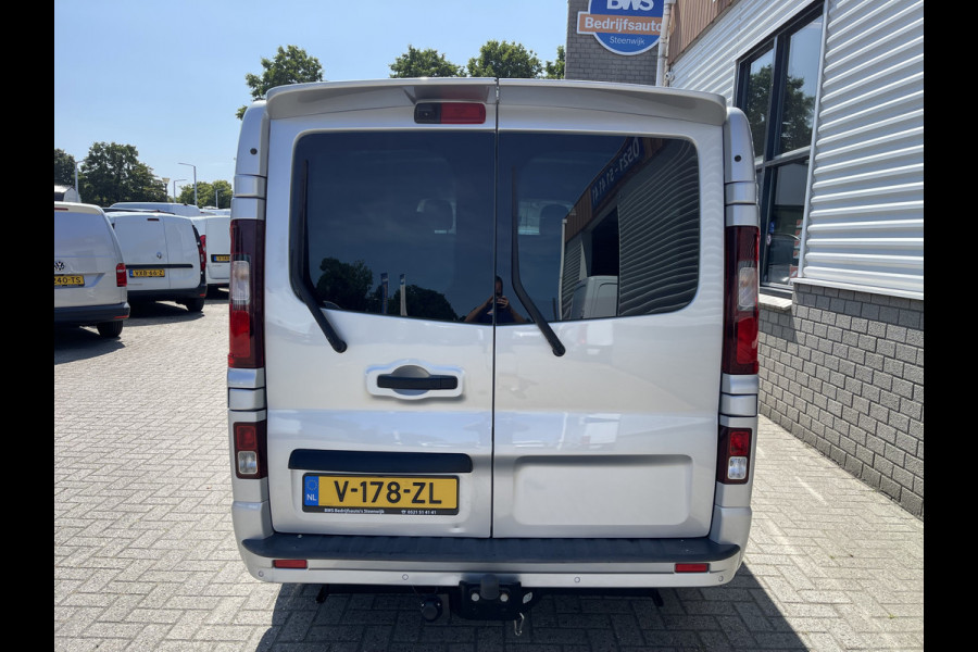 Opel Vivaro 1.6 CDTI L2H1 DC 5 persoons Irmscher GT Nr: 013 / 100 EcoFlex / vaste prijs rijklaar € 18.950 ex btw / lease vanaf € 319 / airco / cruise / navi / leer / camera / trekhaak / dubbele schuifdeur !