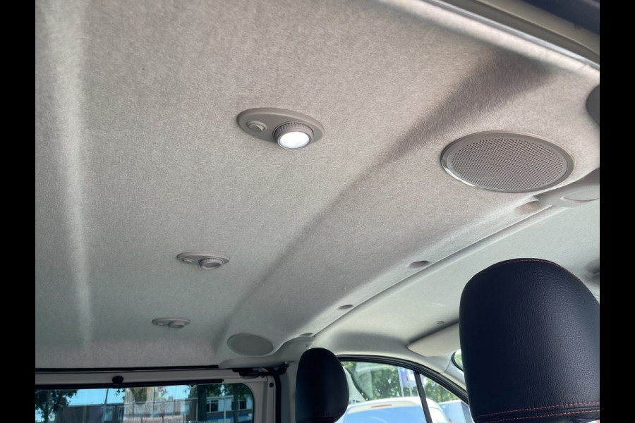 Opel Vivaro 1.6 CDTI L2H1 DC 5 persoons Irmscher GT Nr: 013 / 100 EcoFlex / vaste prijs rijklaar € 18.950 ex btw / lease vanaf € 319 / airco / cruise / navi / leer / camera / trekhaak / dubbele schuifdeur !