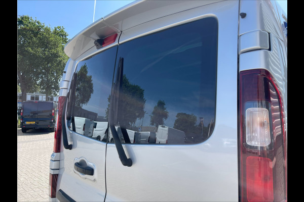 Opel Vivaro 1.6 CDTI L2H1 DC 5 persoons Irmscher GT Nr: 013 / 100 EcoFlex / vaste prijs rijklaar € 18.950 ex btw / lease vanaf € 319 / airco / cruise / navi / leer / camera / trekhaak / dubbele schuifdeur !