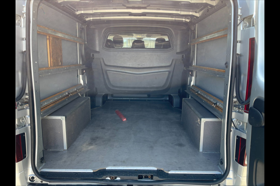 Opel Vivaro 1.6 CDTI L2H1 DC 5 persoons Irmscher GT Nr: 013 / 100 EcoFlex / vaste prijs rijklaar € 18.950 ex btw / lease vanaf € 319 / airco / cruise / navi / leer / camera / trekhaak / dubbele schuifdeur !