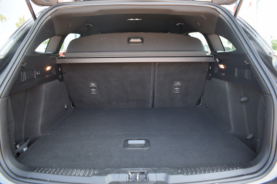 Ford FOCUS Wagon 1.0 EcoBoost ST Line Business | Trekhaak | CarPlay | Stuur- en Stoelverw. | Camera