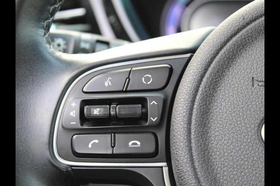 Kia Niro 1.6 GDi Hybrid DynamicLine | Navigatie | Achteruitrijcamera | Nederlandse dealer onderhouden auto |