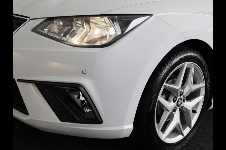 Seat Ibiza 1.0 TSI FR Business Intense 95pk | Navigatie | Climatronic | Parkeercamera | 17 inch lichtmetalen velgen | Apple carplay-Android auto