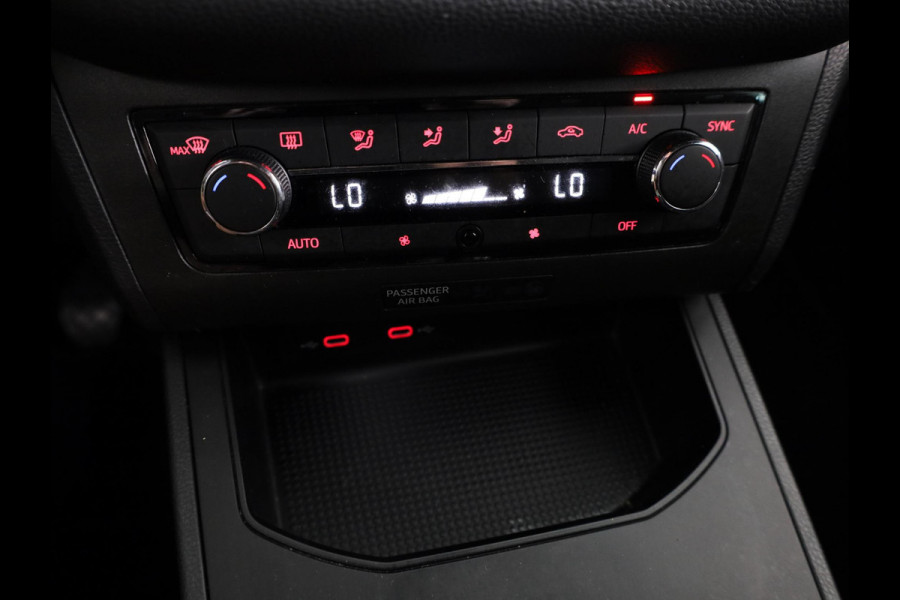 Seat Ibiza 1.0 TSI FR Business Intense 95pk | Navigatie | Climatronic | Parkeercamera | 17 inch lichtmetalen velgen | Apple carplay-Android auto
