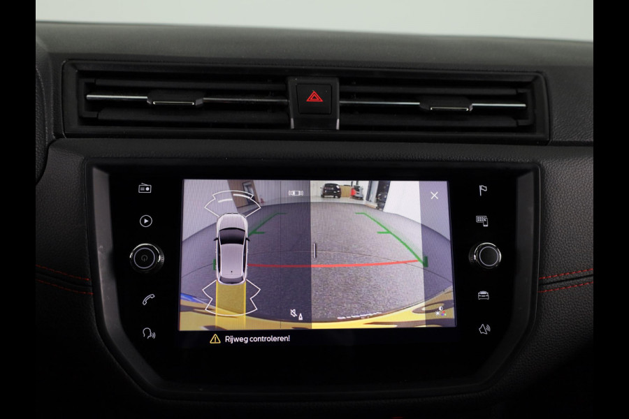 Seat Ibiza 1.0 TSI FR Business Intense 95pk | Navigatie | Climatronic | Parkeercamera | 17 inch lichtmetalen velgen | Apple carplay-Android auto