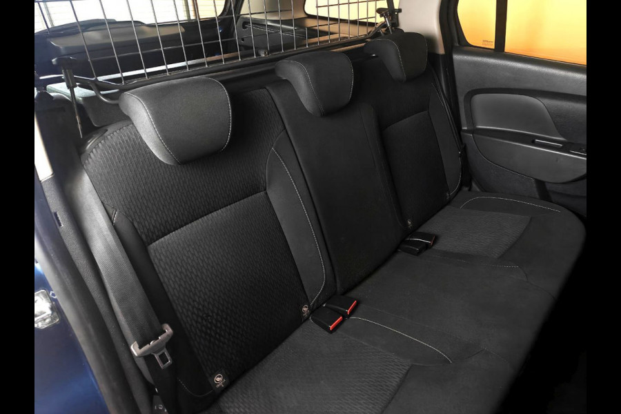 Dacia Logan MCV 0.9 TCe Laureate NAVIGATIE | TREKHAAK LAGE LM STAND | RIJKLAAR