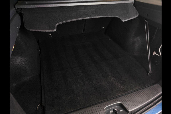 Dacia Logan MCV 0.9 TCe Laureate NAVIGATIE | TREKHAAK LAGE LM STAND | RIJKLAAR