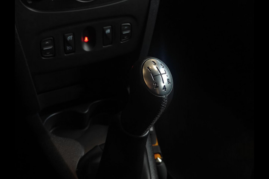 Dacia Logan MCV 0.9 TCe Laureate NAVIGATIE | TREKHAAK LAGE LM STAND | RIJKLAAR
