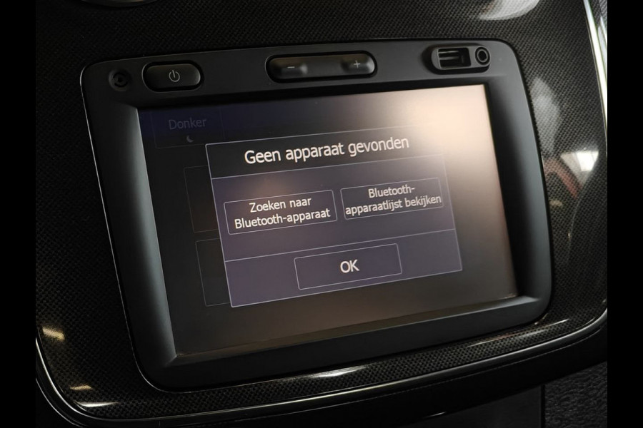 Dacia Logan MCV 0.9 TCe Laureate NAVIGATIE | TREKHAAK LAGE LM STAND | RIJKLAAR