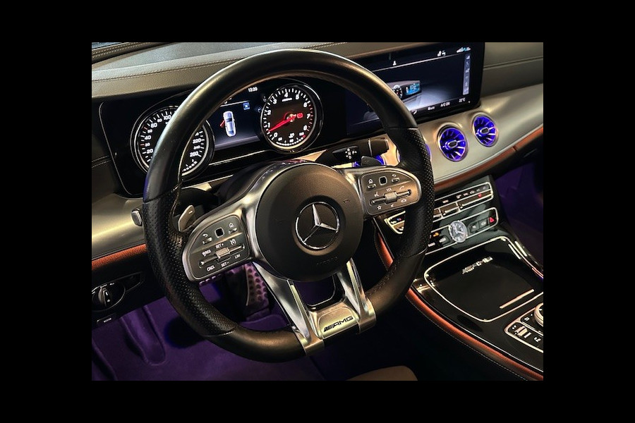 Mercedes-Benz E-Klasse Coupé 300 AMG STYLING-PANORAMA-NIGHT-CAMERA-TREKHAAK-COMPLEET