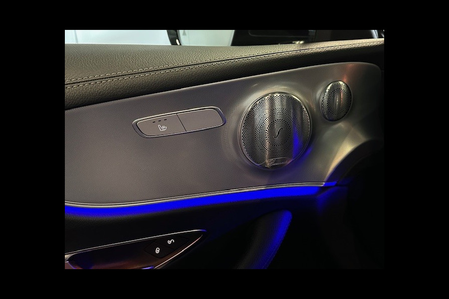 Mercedes-Benz E-Klasse Coupé 300 AMG STYLING-PANORAMA-NIGHT-CAMERA-TREKHAAK-COMPLEET