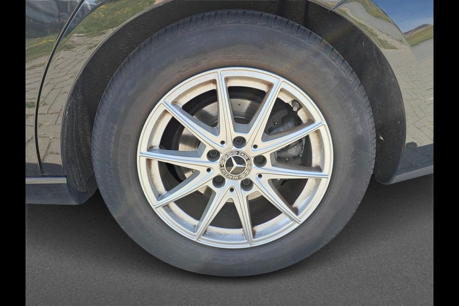 Mercedes-Benz CLA-Klasse 180 Business Solution | automaat | widescreen | blind-spot | LED | stoelverwarming | dealer onderhouden