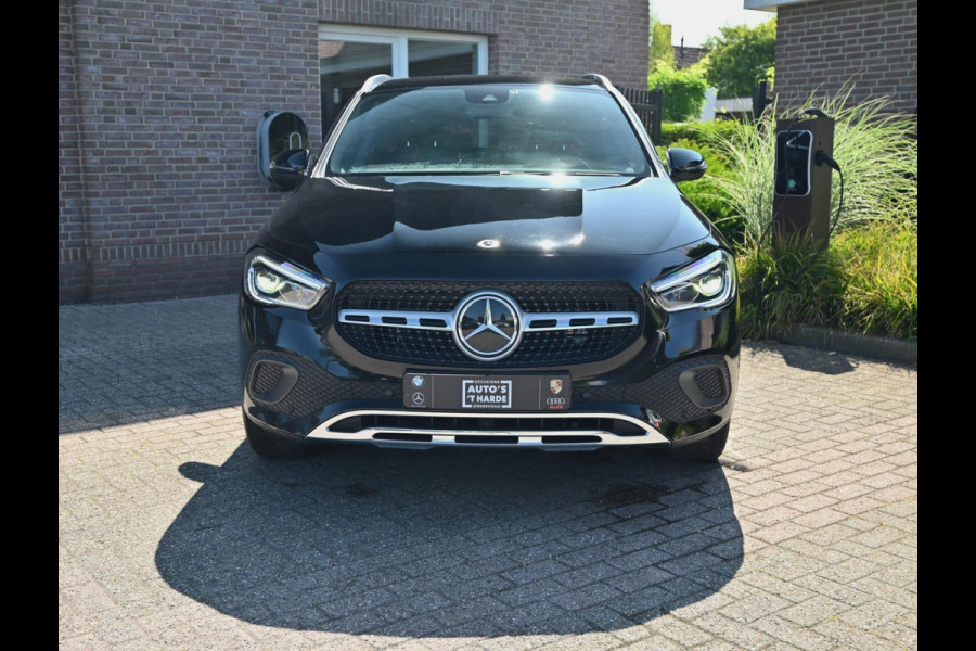 Mercedes-Benz GLA 250 e Progressive 218 PK Dealer o.h Widescreen Camera Elek Klep 18''