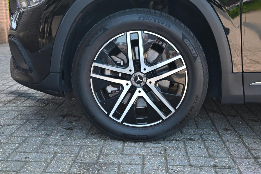 Mercedes-Benz GLA 250 e Progressive 218 PK Dealer o.h Widescreen Camera Elek Klep 18''