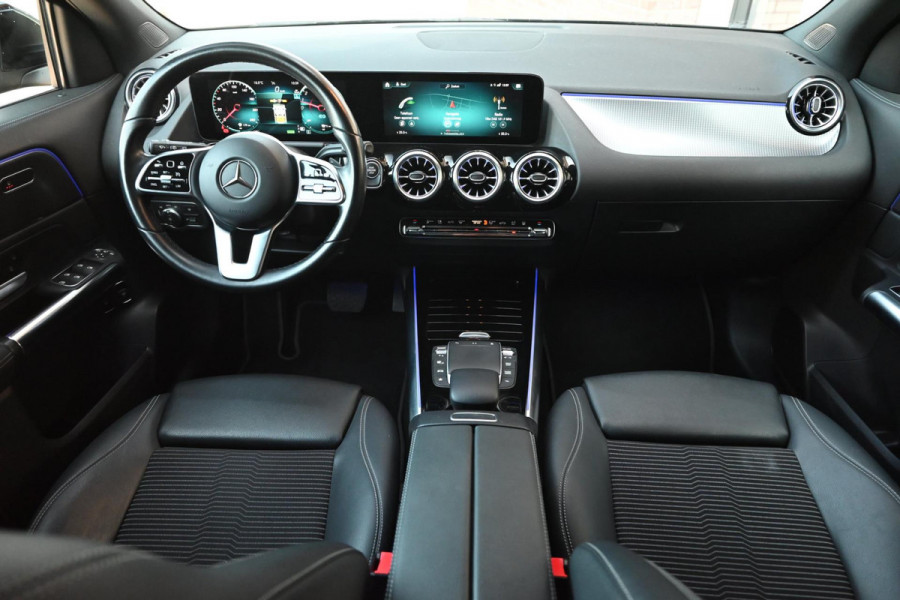 Mercedes-Benz GLA 250 e Progressive 218 PK Dealer o.h Widescreen Camera Elek Klep 18''