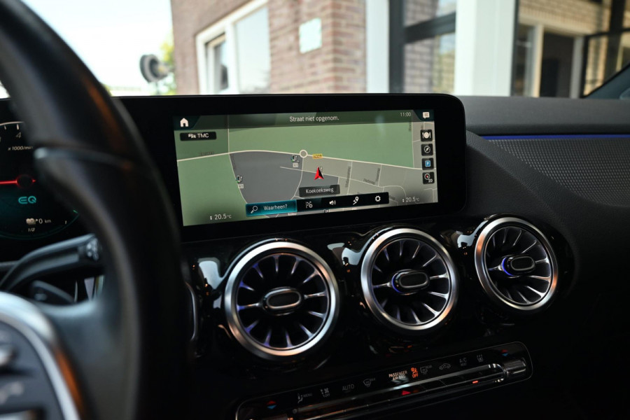 Mercedes-Benz GLA 250 e Progressive 218 PK Dealer o.h Widescreen Camera Elek Klep 18''