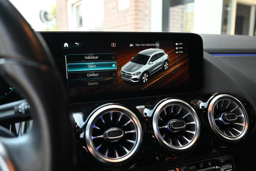 Mercedes-Benz GLA 250 e Progressive 218 PK Dealer o.h Widescreen Camera Elek Klep 18''