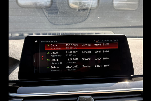 BMW 5 Serie M550i xDrive High Executive | Panoramadak | Head-Up Display | Harmon Kardon | Camera | Stoel Ventilatie/Verwarming |
