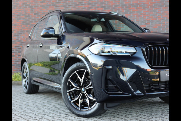 BMW X3 30i xDrive | 1e eig. - Dealer odh. - Pano - Trekhaak