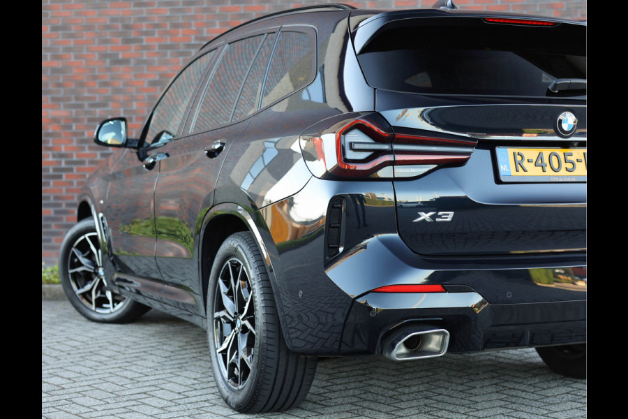 BMW X3 30i xDrive | 1e eig. - Dealer odh. - Pano - Trekhaak