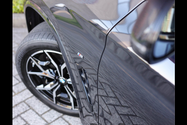 BMW X3 30i xDrive | 1e eig. - Dealer odh. - Pano - Trekhaak