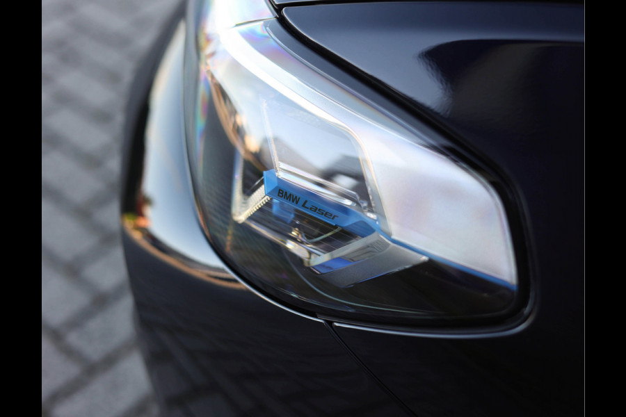BMW X3 30i xDrive | 1e eig. - Dealer odh. - Pano - Trekhaak
