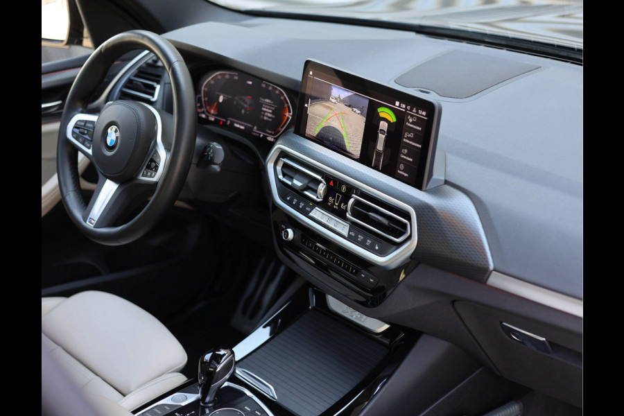 BMW X3 30i xDrive | 1e eig. - Dealer odh. - Pano - Trekhaak