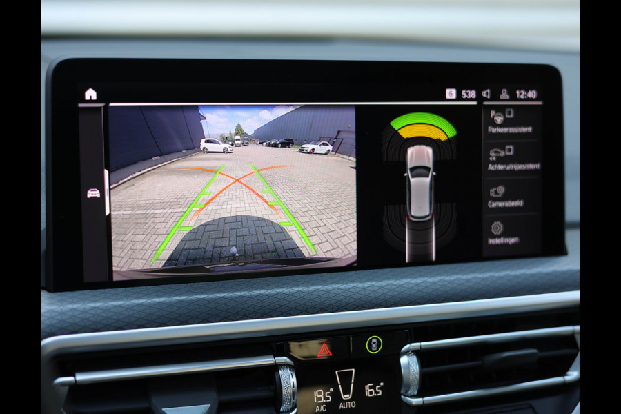 BMW X3 30i xDrive | 1e eig. - Dealer odh. - Pano - Trekhaak