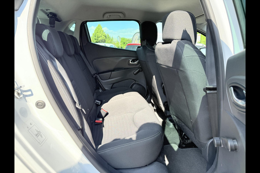 Renault Clio 0.9 TCe Limited 1e Eigenaar,Navi,Airco,Cruise,PDC,Lm Velgen,Apk tot 03-2026