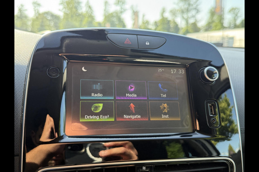 Renault Clio 0.9 TCe Limited 1e Eigenaar,Navi,Airco,Cruise,PDC,Lm Velgen,Apk tot 03-2026