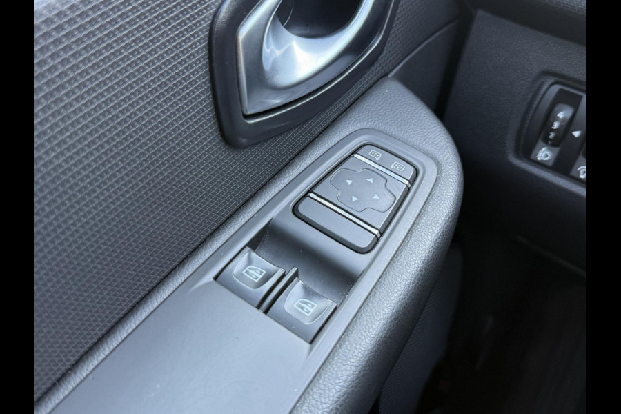 Renault Clio 0.9 TCe Limited 1e Eigenaar,Navi,Airco,Cruise,PDC,Lm Velgen,Apk tot 03-2026
