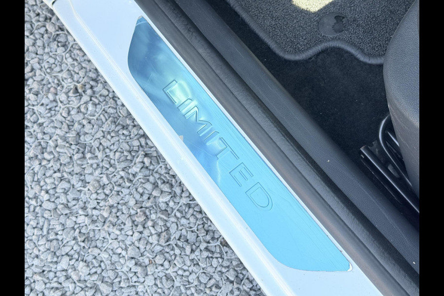 Renault Clio 0.9 TCe Limited 1e Eigenaar,Navi,Airco,Cruise,PDC,Lm Velgen,Apk tot 03-2026