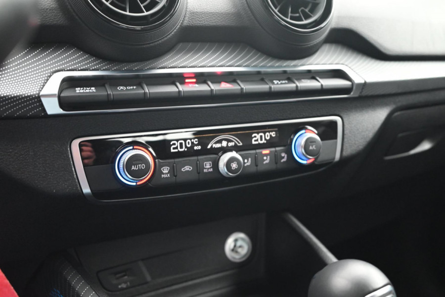 Audi Q2 1.4 TFSI CoD Sport Pro Line S 150 PK S-Line 1e Eig Adaptive Cruise LED Clima 20'' SQ2