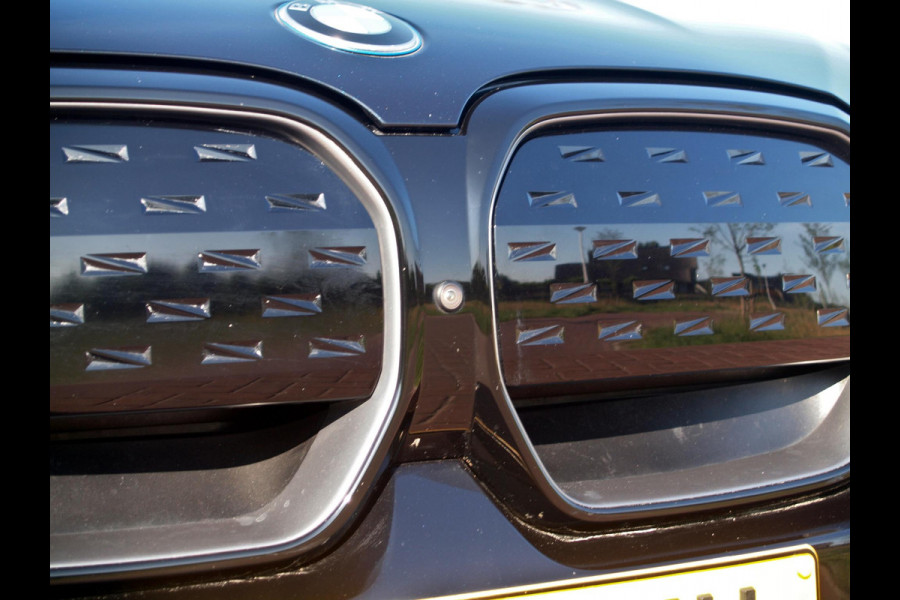 BMW iX3 High Executive 80 kWh | Panoramadak | Apple Carplay | 360 Camera | Harman Kardon | Trekhaak | Cruise Control |