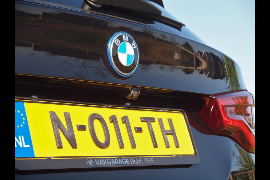 BMW iX3 High Executive 80 kWh | Panoramadak | Apple Carplay | 360 Camera | Harman Kardon | Trekhaak | Cruise Control |
