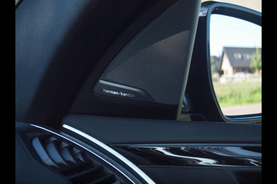 BMW iX3 High Executive 80 kWh | Panoramadak | Apple Carplay | 360 Camera | Harman Kardon | Trekhaak | Cruise Control |
