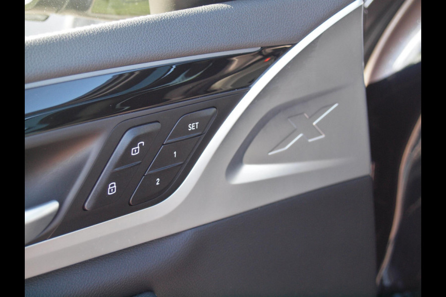 BMW iX3 High Executive 80 kWh | Panoramadak | Apple Carplay | 360 Camera | Harman Kardon | Trekhaak | Cruise Control |